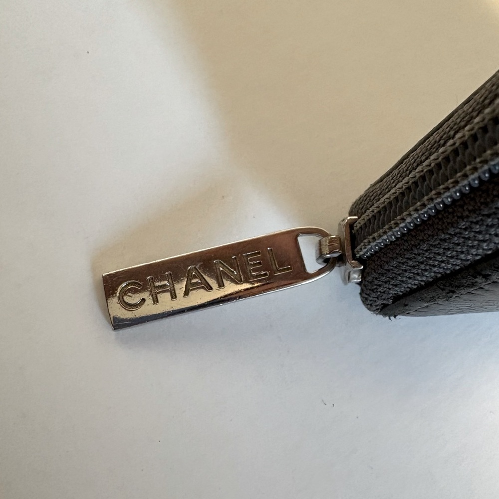 [Chanel] Luxury Long Wallet Caviar Skin Grained Calf Black w/ Silver Hardware - Picture 4 of 14